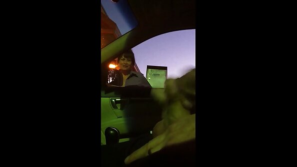 Junge sexfilme gratis reife frauen Leute hatten brutalen Sex auf der Straße und sie waren nicht schüchtern