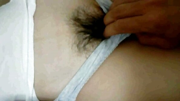 Der glückliche Mann sexfilme gratis reife frauen goss dem Mädchen Sperma in den Mund.