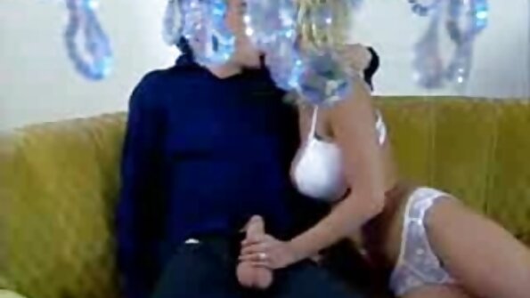 Im hinteren Teil des Zimmers, ficken mit kostenlose reife frauen sexfilme einem Kuss
