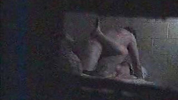 gepumpter Student auf dem Tisch fickt mit seinem Lieblingsmädchen pornofilme reife frauen